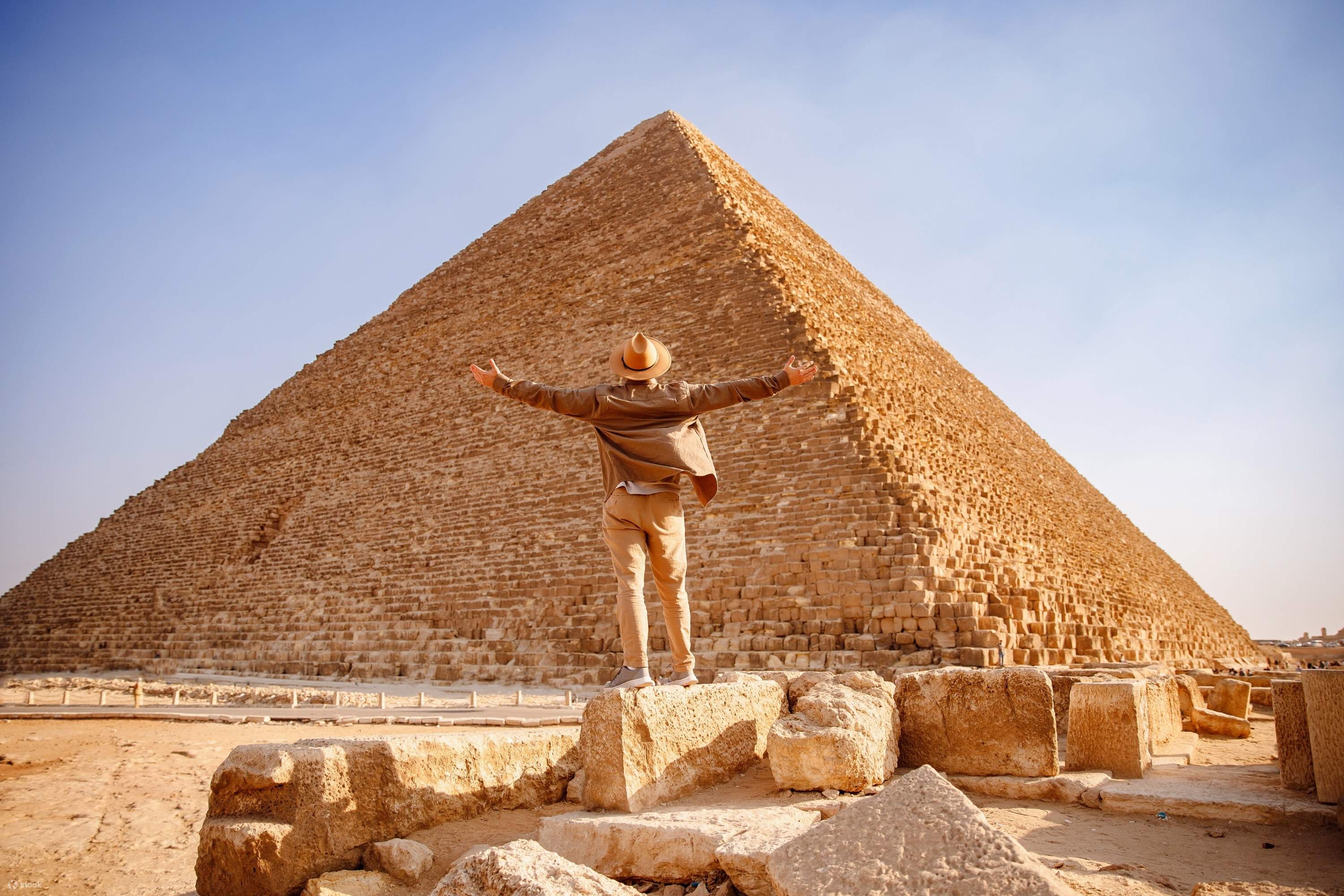 カイロからのギザのピラミッドとスフィンクスの半日ツアー | Klook